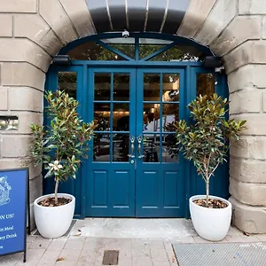 watermans-hotel.top-hotels-hobart.com/
