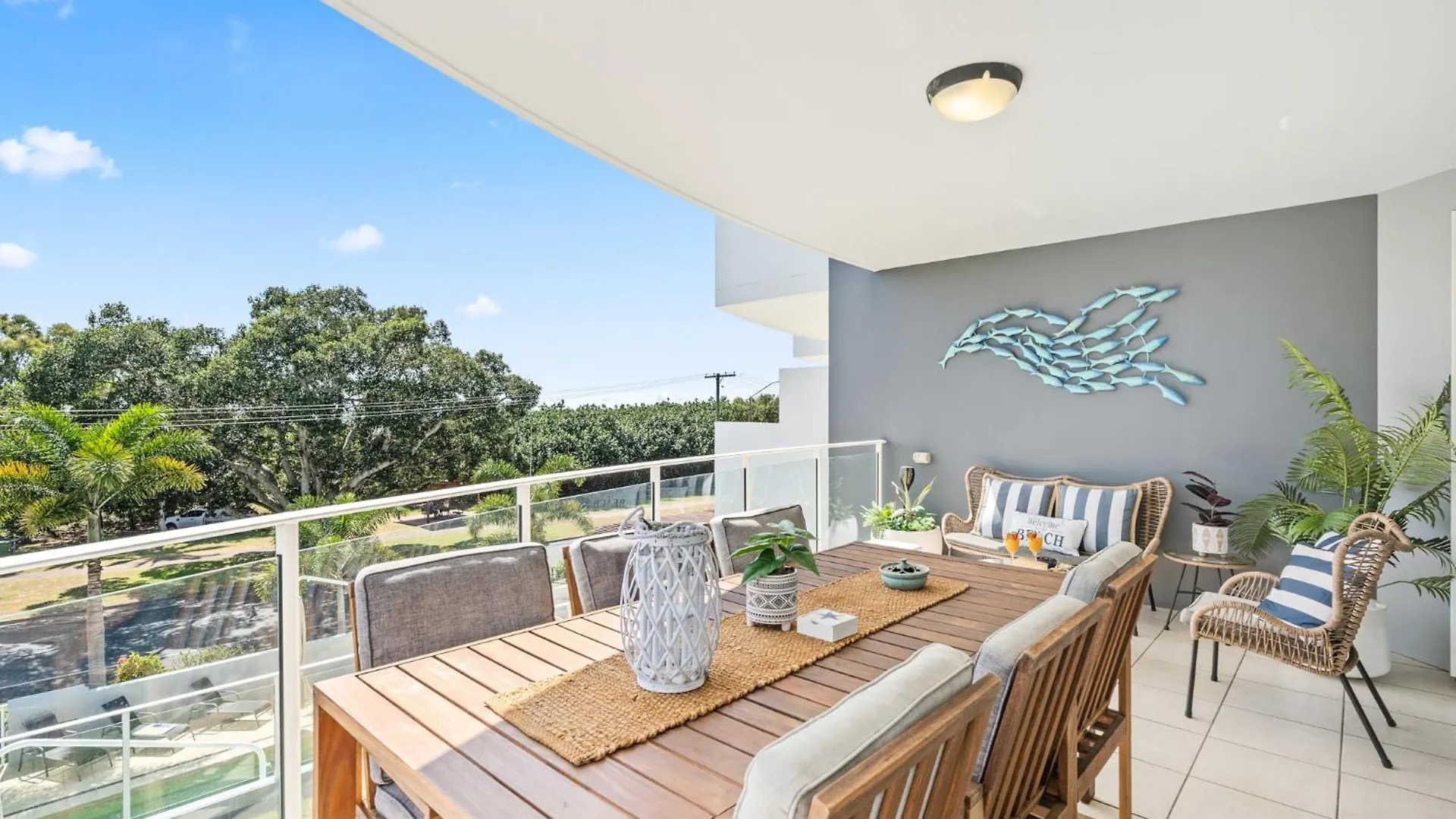 Tingeera Bespoke Beachfront Apartments Hervey Bay 0*,  Australia