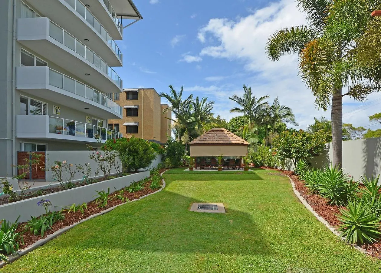 Tingeera Bespoke Beachfront Apartments Hervey Bay 0*,  Australia